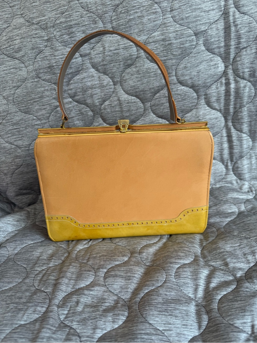 Vintage Two-Tone Tan and Mustard Women’s Handbag